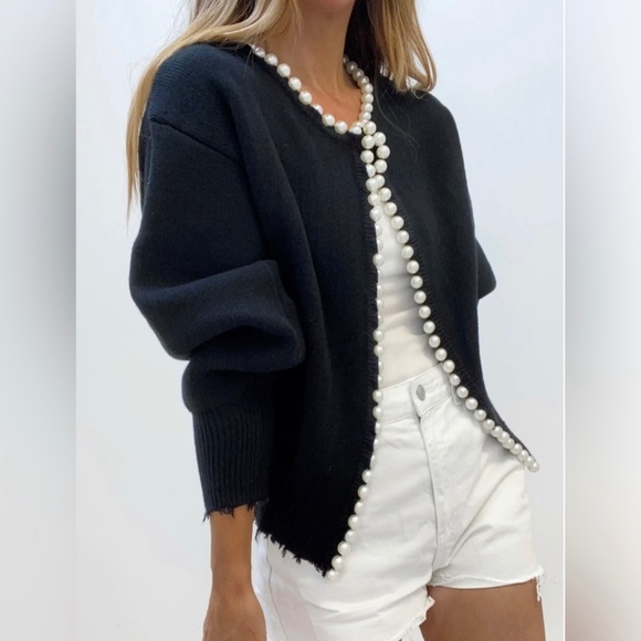 NWT VITA GRACE Isabella Pearl Edge Cardigan in Black, One Size - Picture 3 of 6